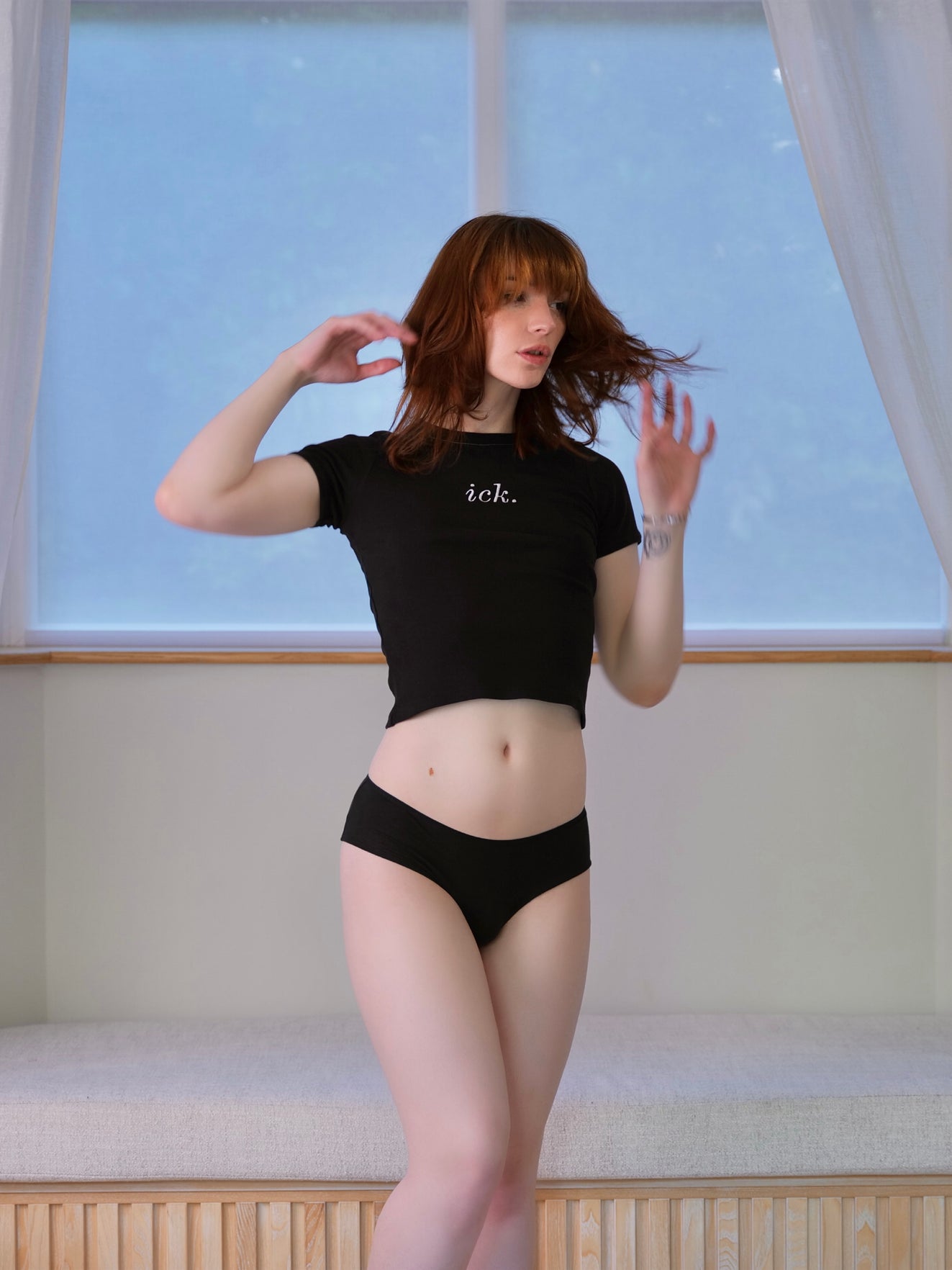 LOGO BABY TEE BLACK