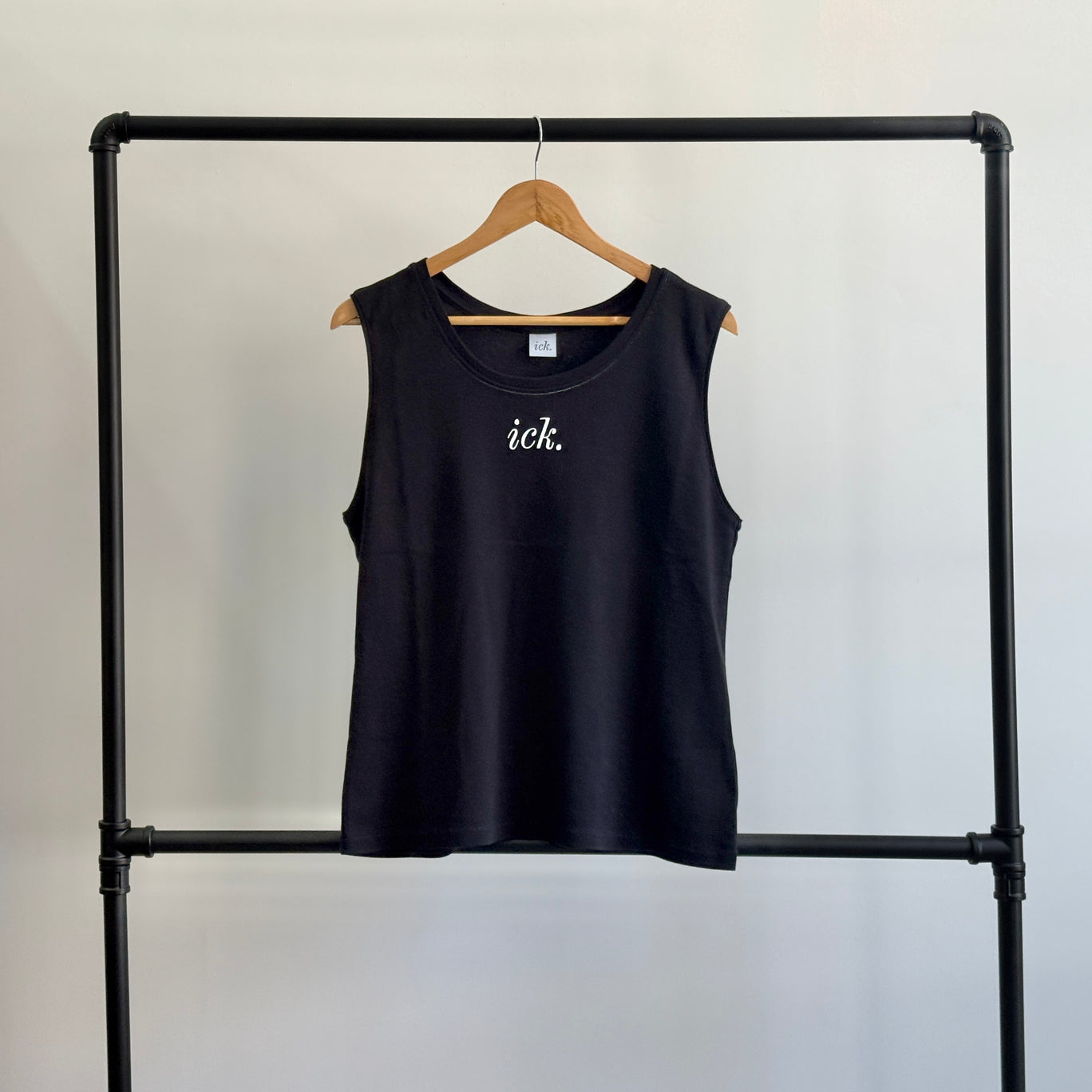 STITCH TANK BLACK